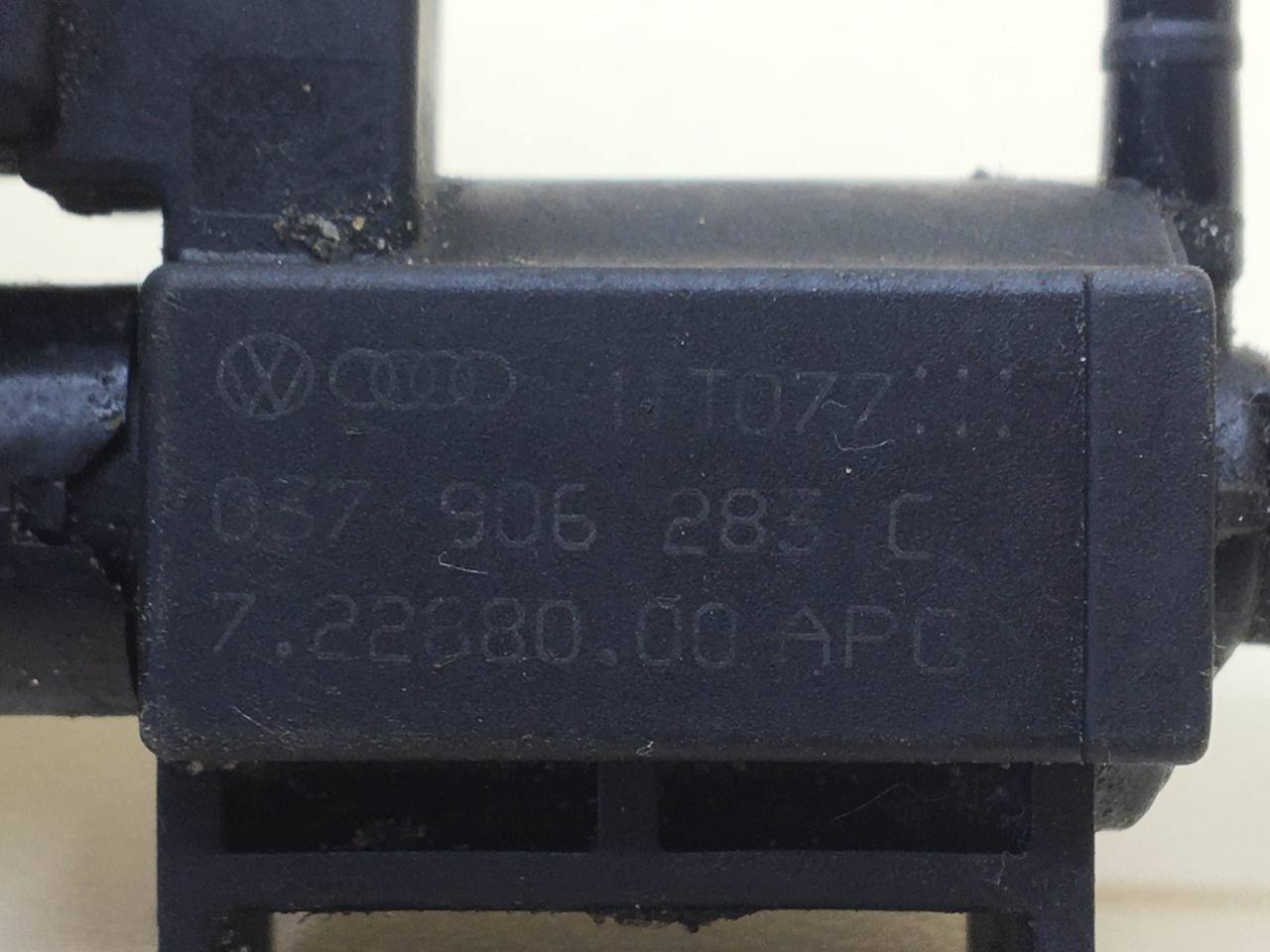 Клапан электромагнитный Volkswagen Passat B7 2011-2015