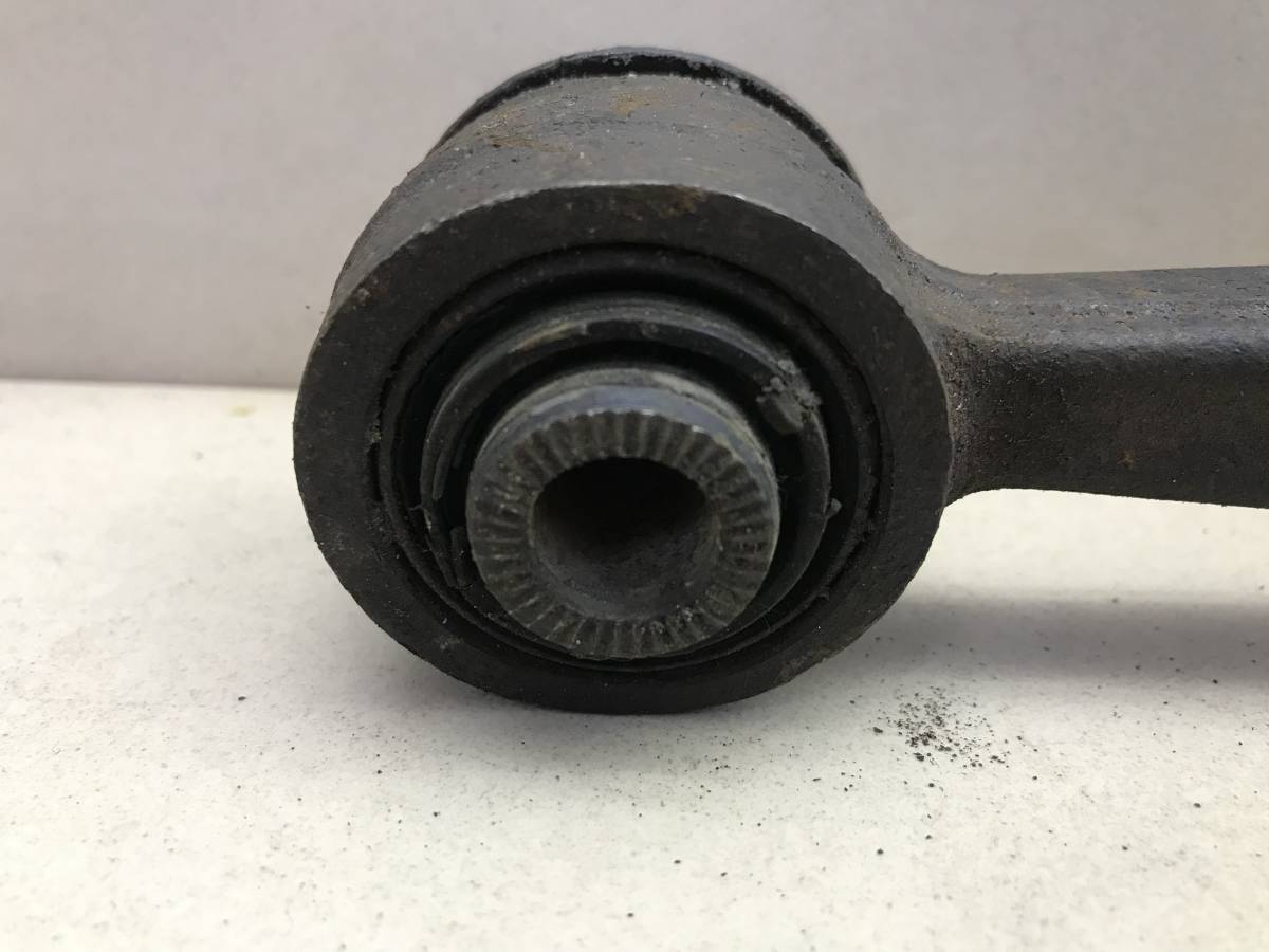 Рычаг передний левый Toyota Mark II  (X100) 1996-2000