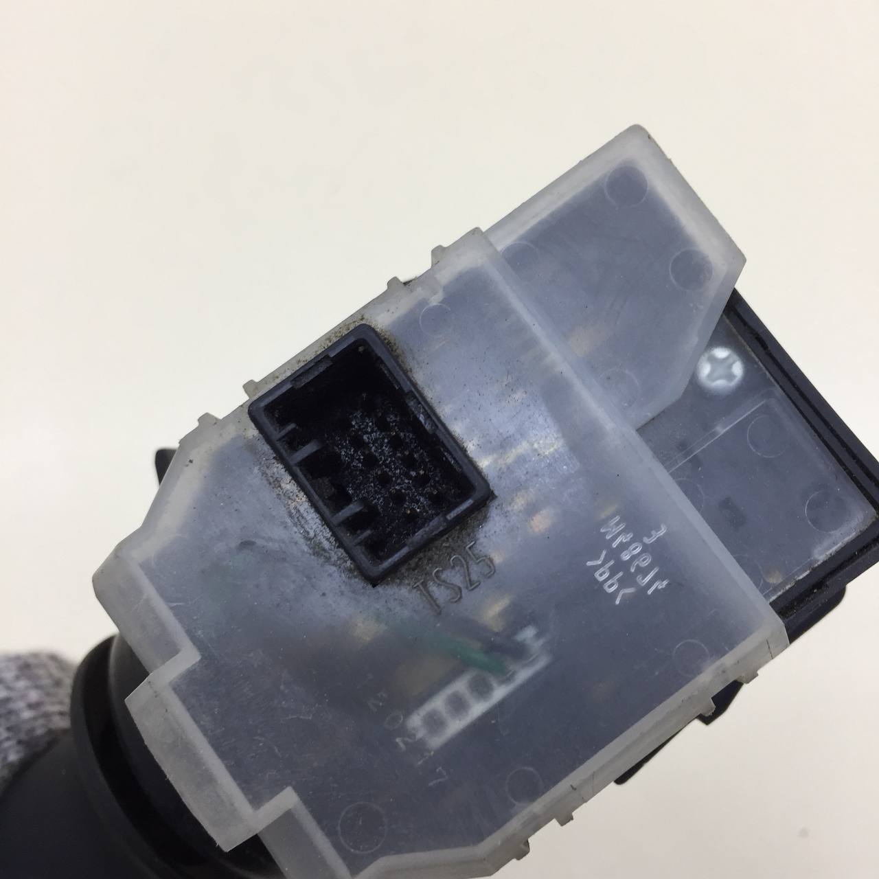 Переключатель поворотов подрулевой Honda Civic 5D 2012>