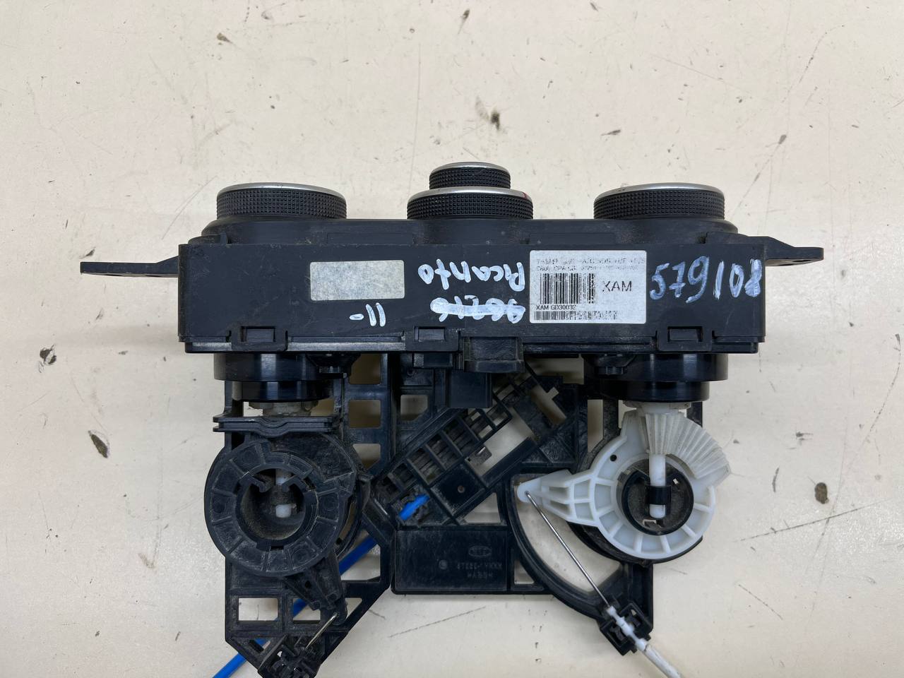 Блок управления климатической установкой Kia Picanto (TA) 2011-2017