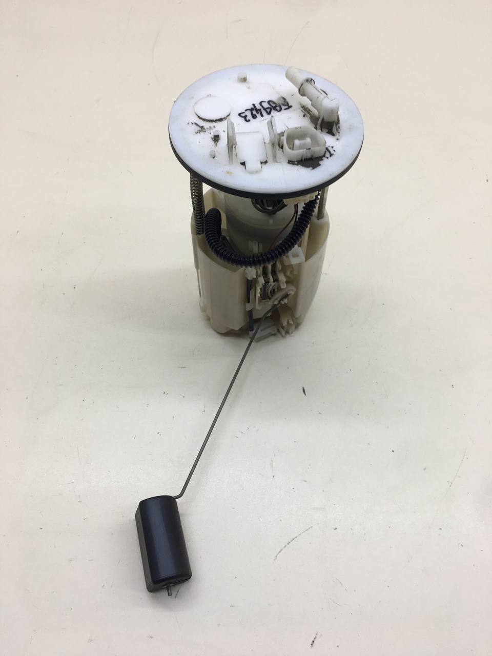 Насос топливный электрический Mitsubishi Lancer X (CX, CY)  2007>