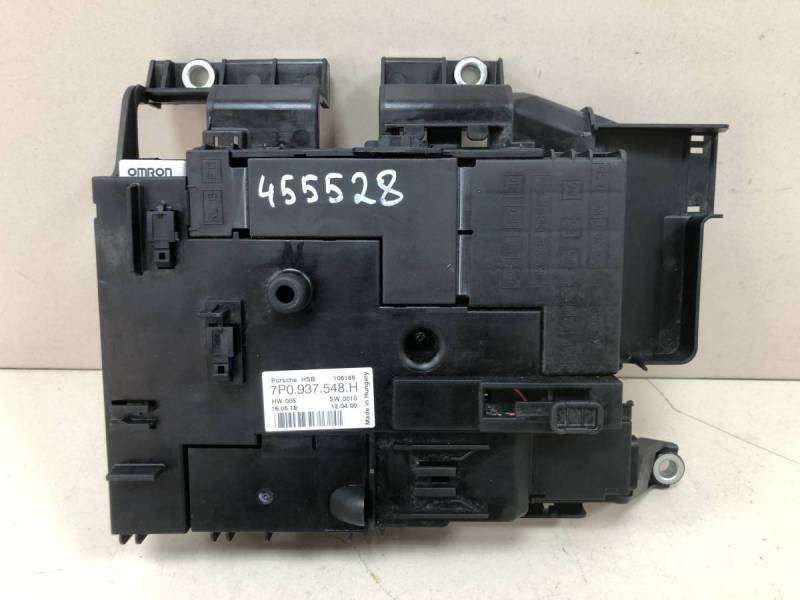 Блок предохранителей Porsche Cayenne 2010-2017