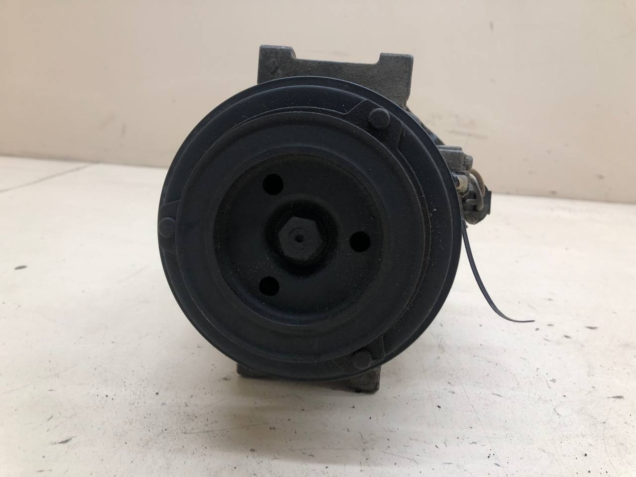 Компрессор системы кондиционирования Opel Vectra (C) 2002-2008