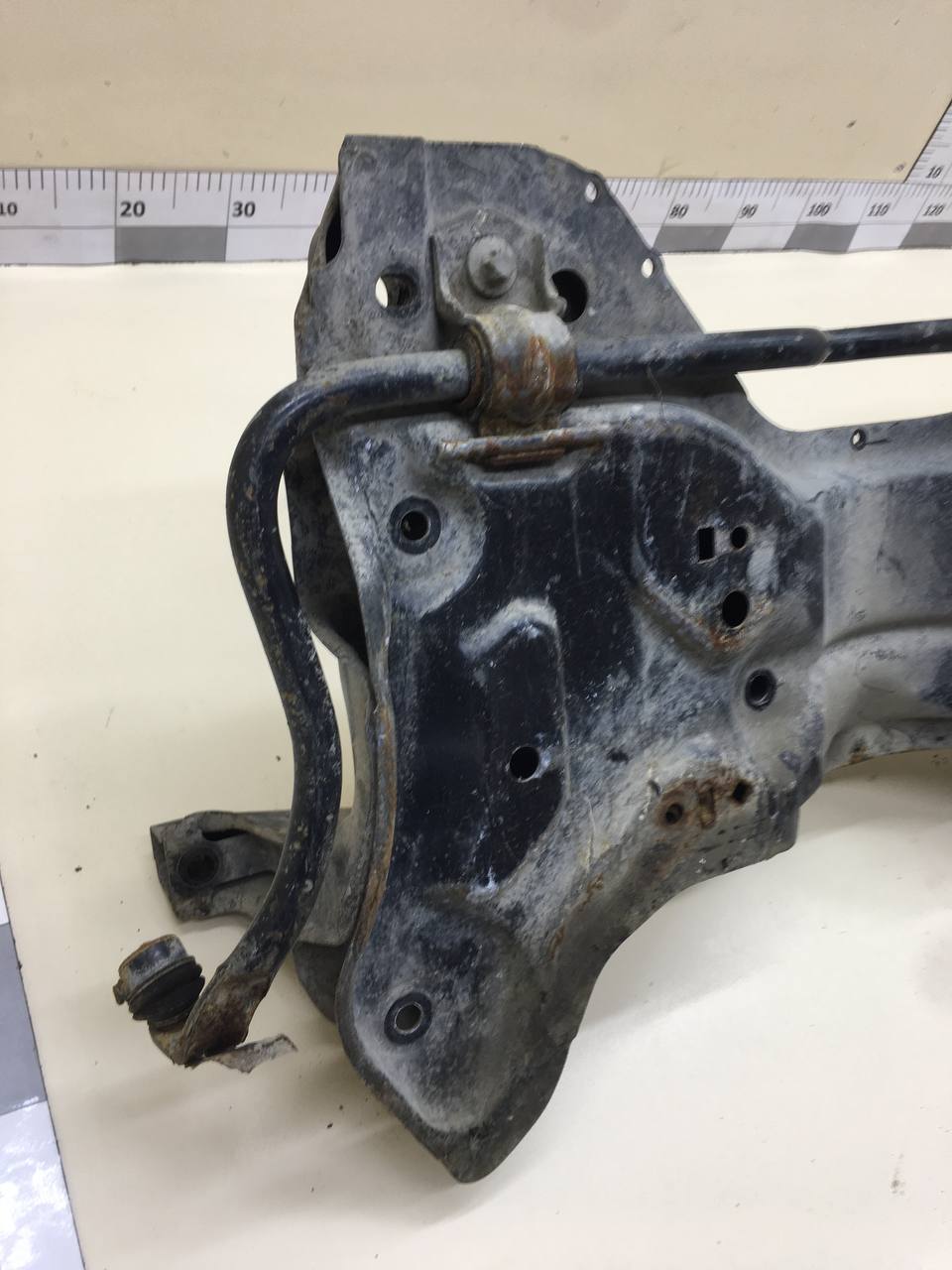 Балка подмоторная Peugeot 206 1998-2012