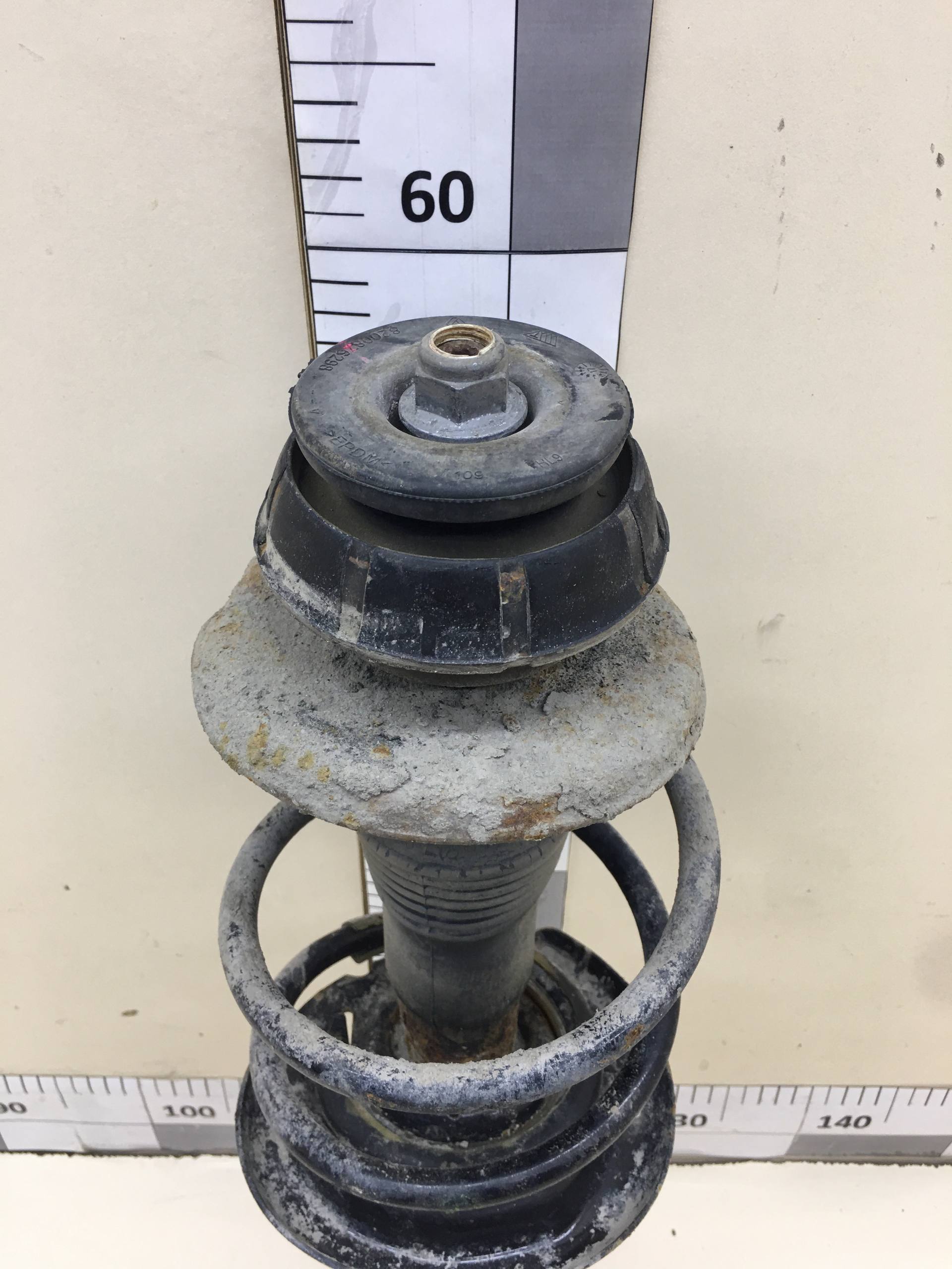 Амортизатор передний Lada X-RAY 2016>