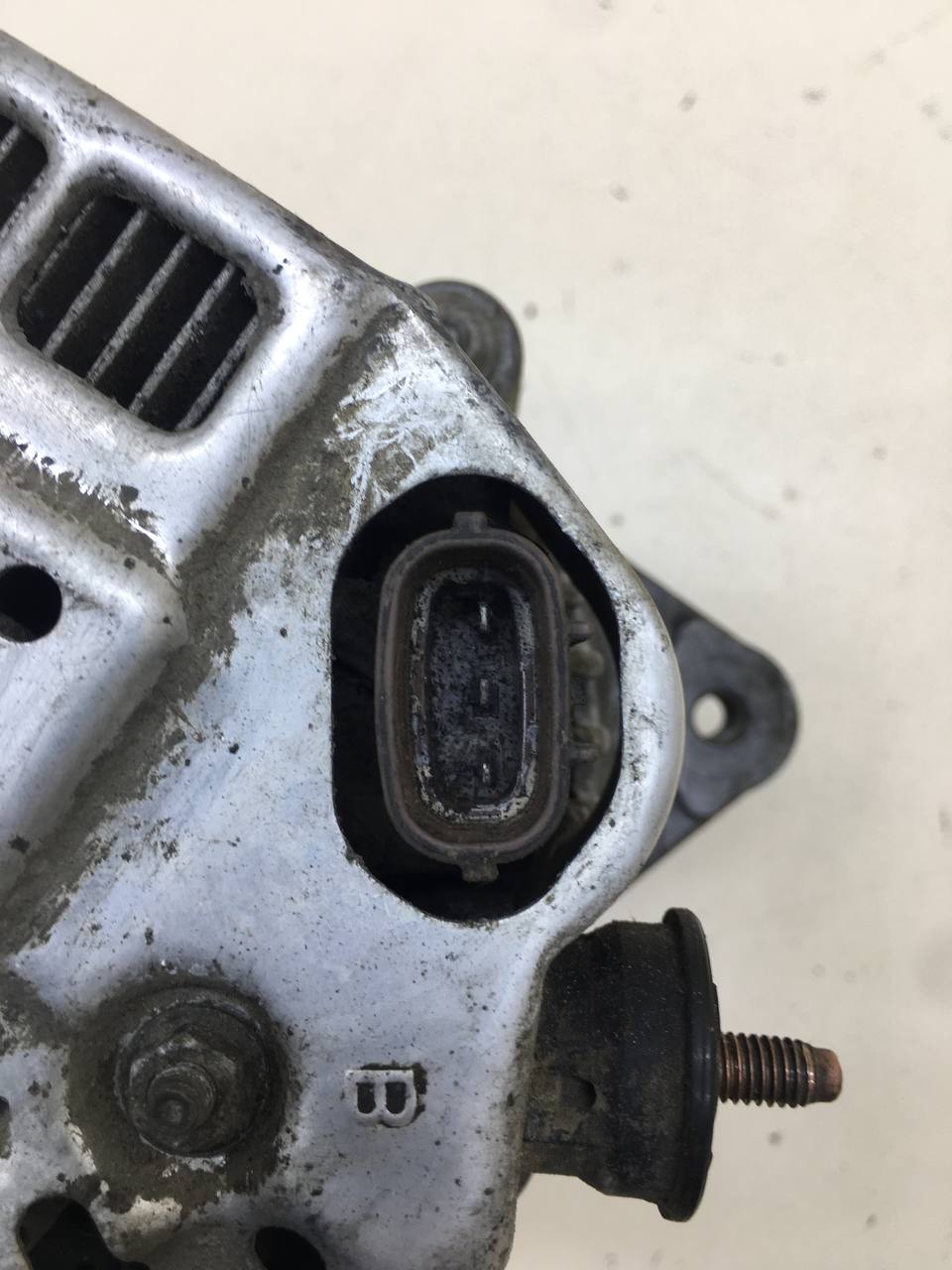 Генератор Suzuki Liana 2001-2007