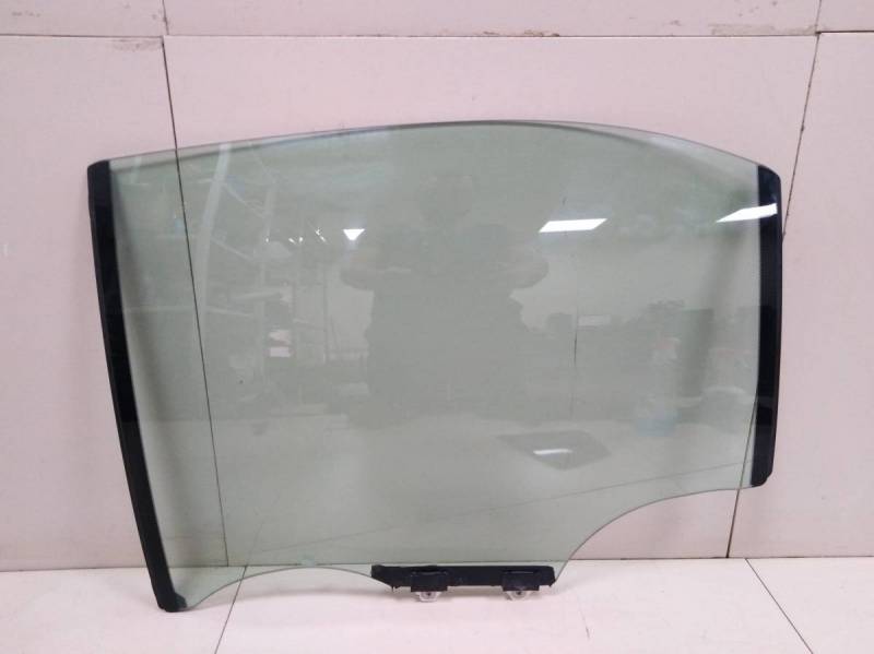 Стекло двери задней левой Honda Legend 2006-2011