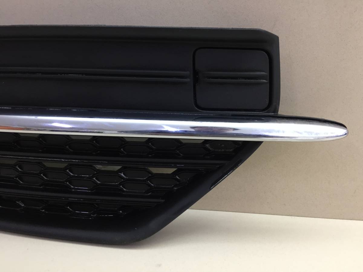 Решетка в бампер правая Volvo XC90 2015>