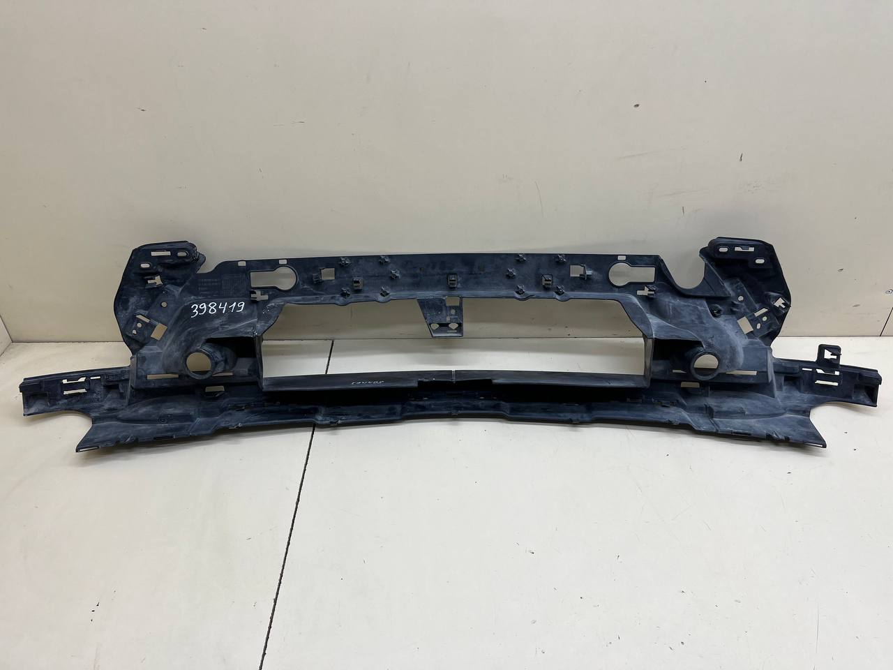 Кронштейн переднего бампера Mercedes-Benz GLE Coupe (C292)  2015-2019