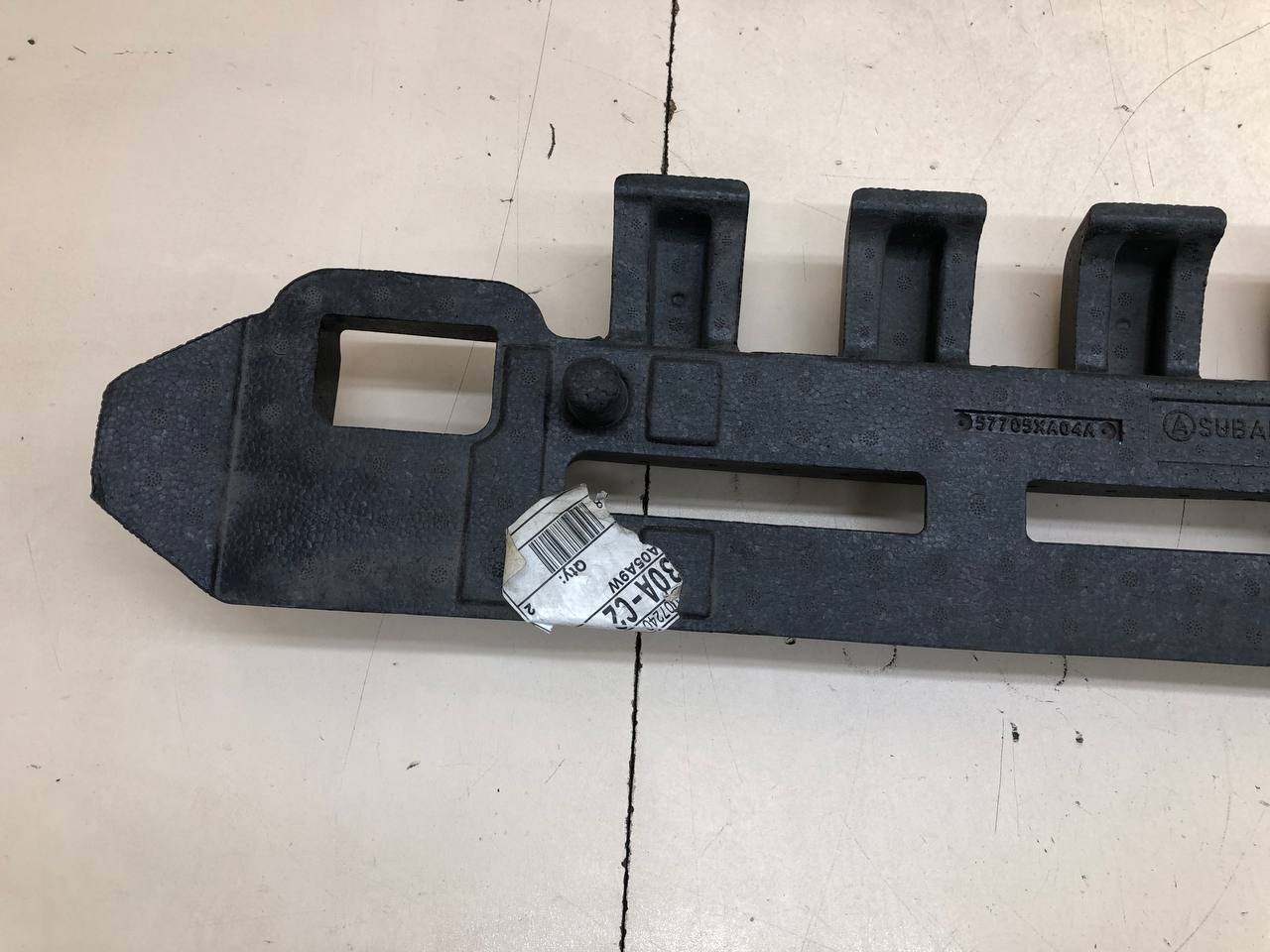 Наполнитель заднего бампера Subaru B9 Tribeca (WX/W10) 2004-2008