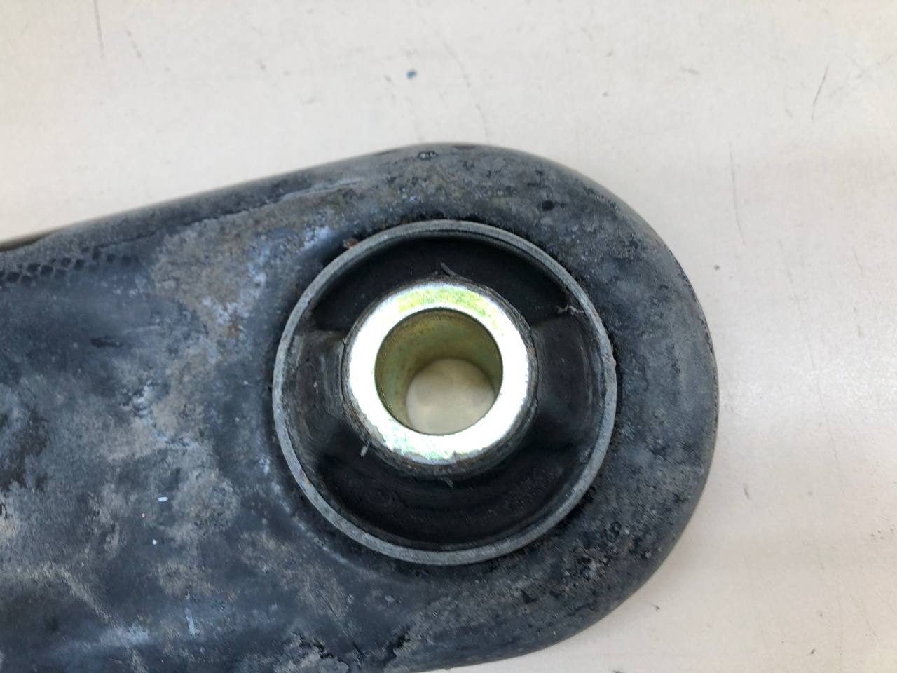 Рычаг передний левый Citroen C3 2009-2016