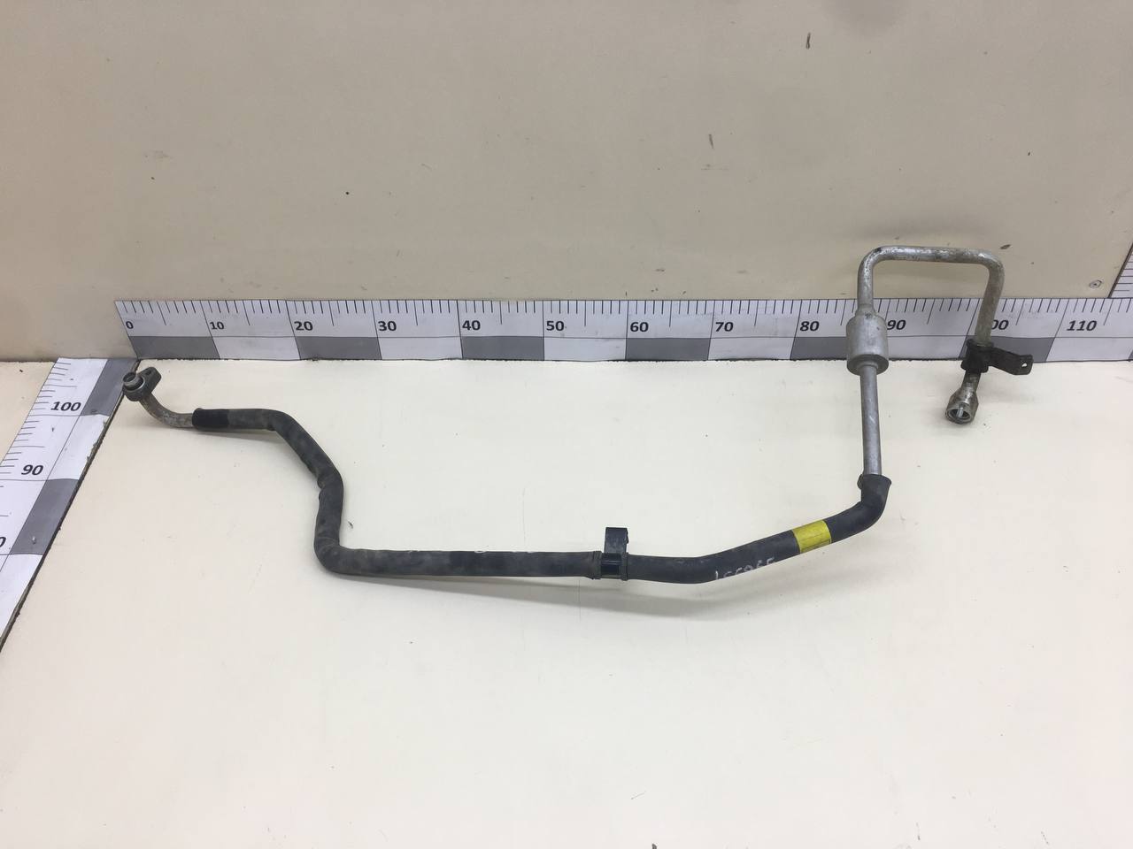 Трубка кондиционера SsangYong Rexton 2 2006-2012