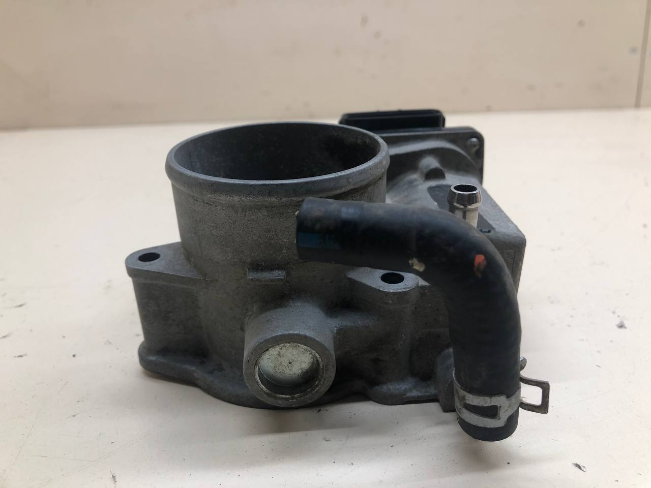 Заслонка дроссельная электрическая Suzuki SX4 2006-2013