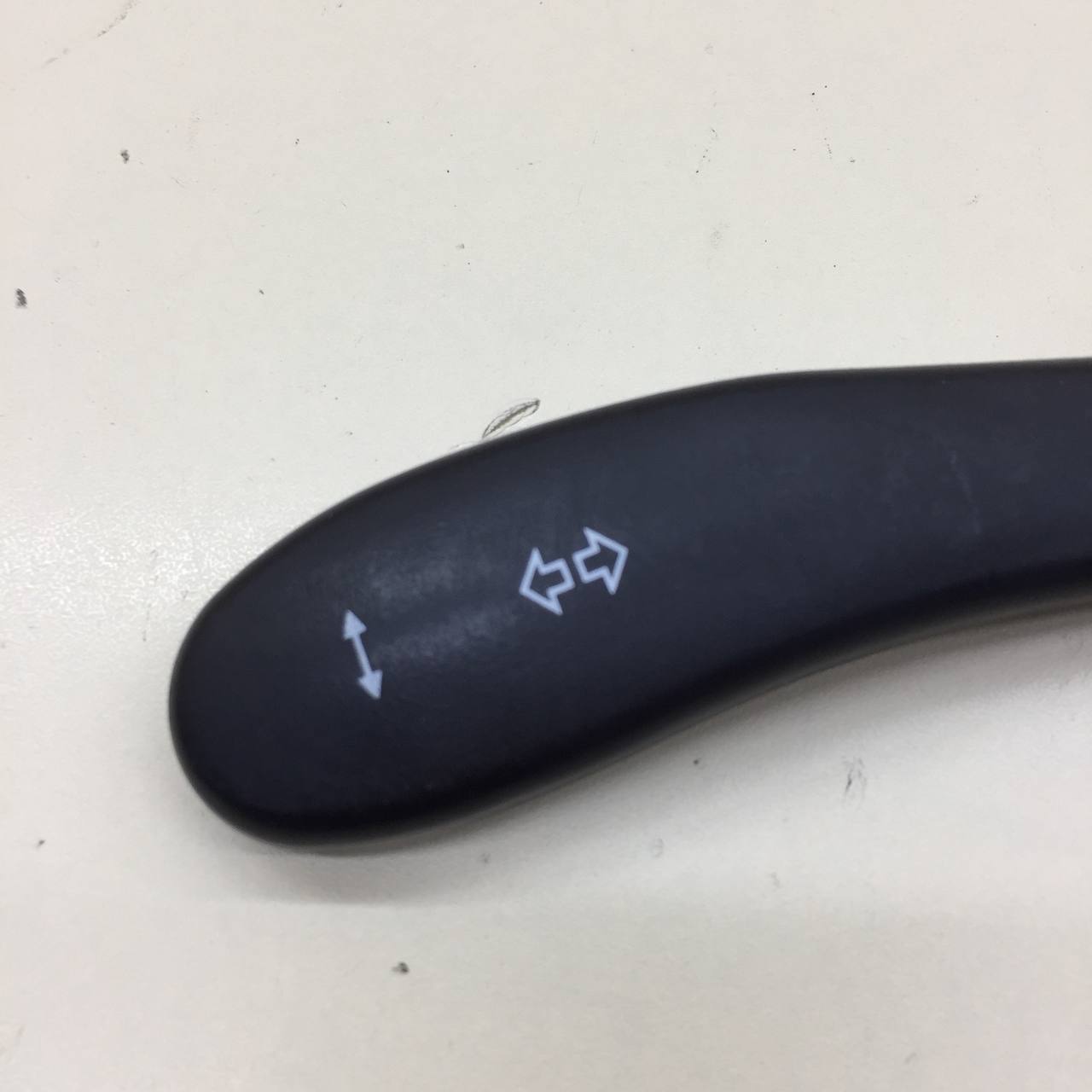 Переключатель поворотов подрулевой Lada Granta 2011>