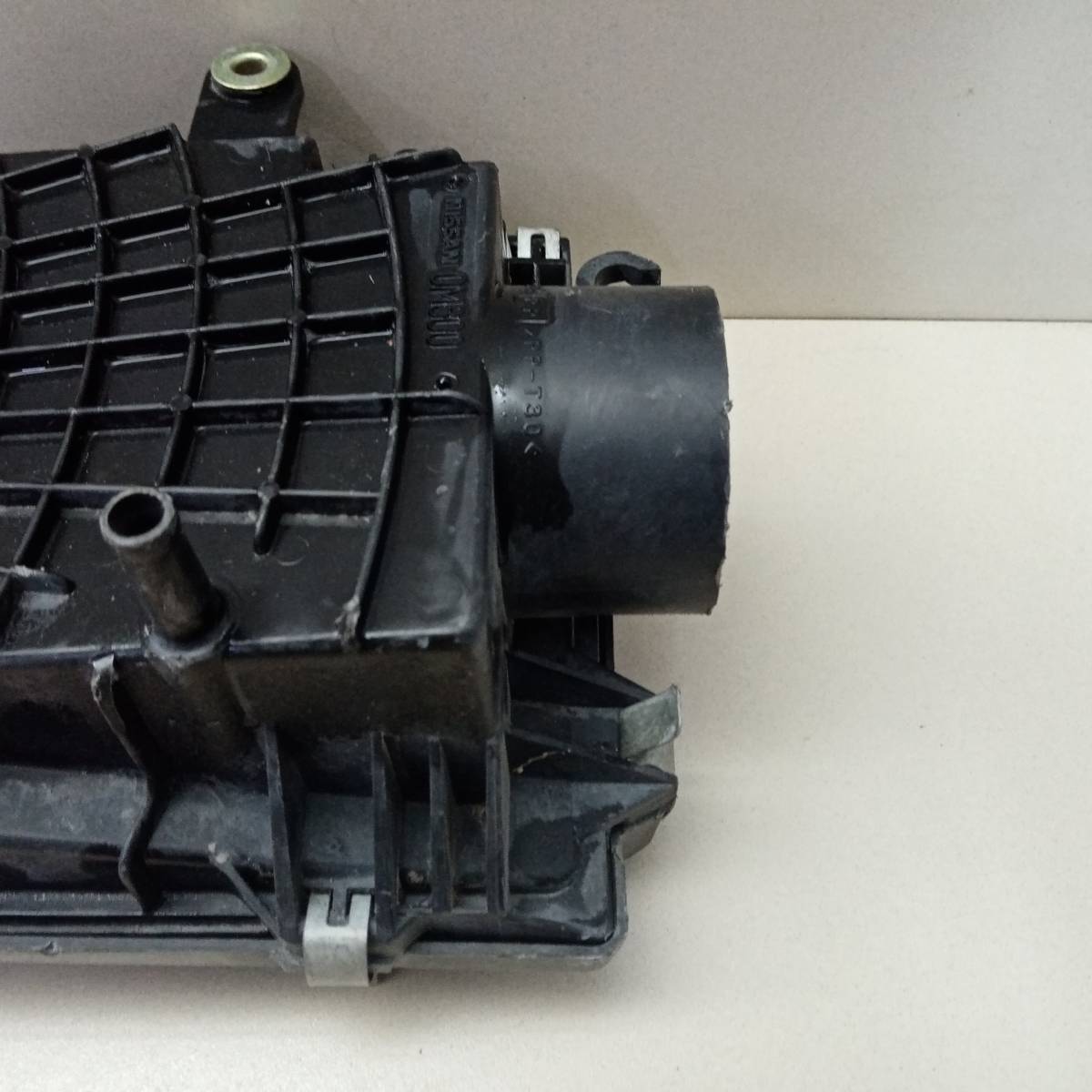 Корпус воздушного фильтра Nissan Sunny (B14) 1993-1999