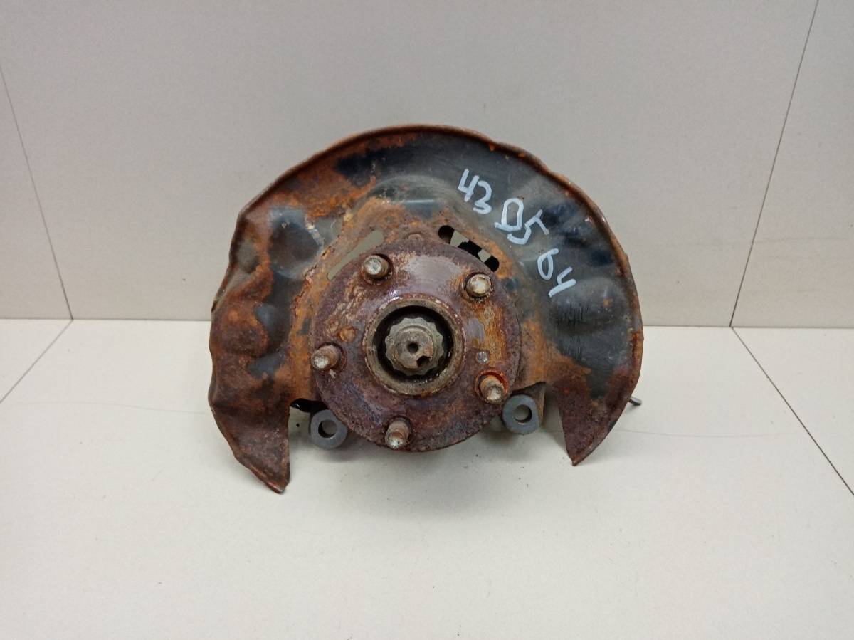 Кулак поворотный передний правый Toyota Allion (T240) 2001-2007