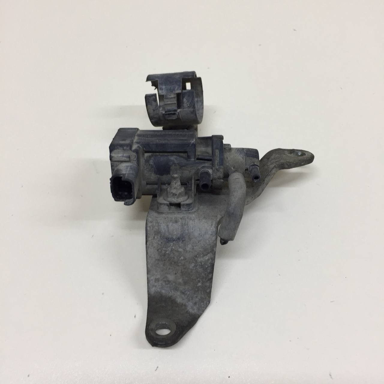 Клапан электромагнитный Citroen Grand C4 Picasso 2006-2014