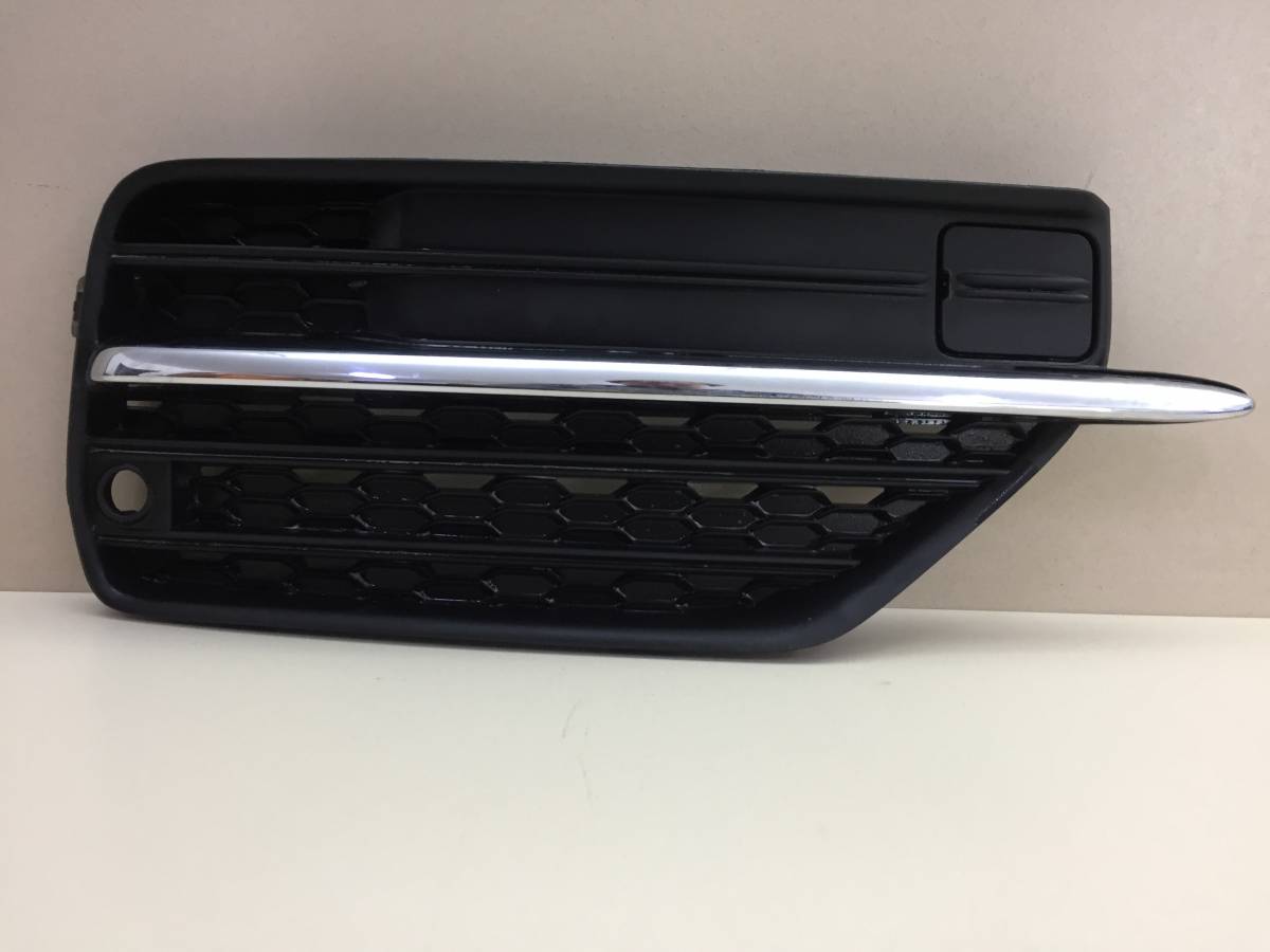 Решетка в бампер правая Volvo XC90 2015>