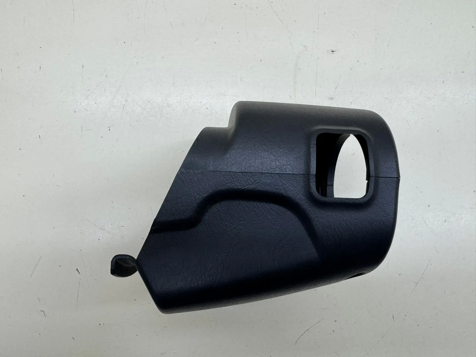 Кожух рулевой колонки Kia Spectra (SD) 2004-2011