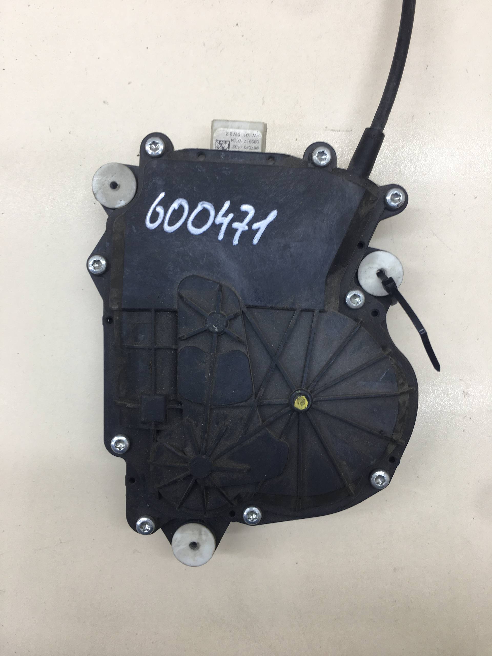 Замок багажника BMW 7-Series F01,F02  2008-2015