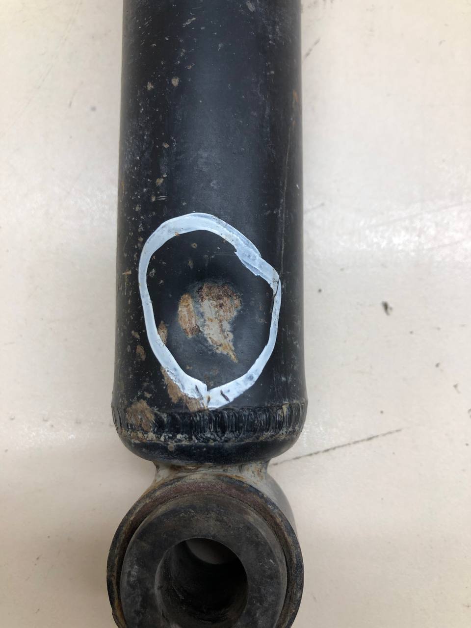 Амортизатор задний Mitsubishi L200 (KB) 2006-2016