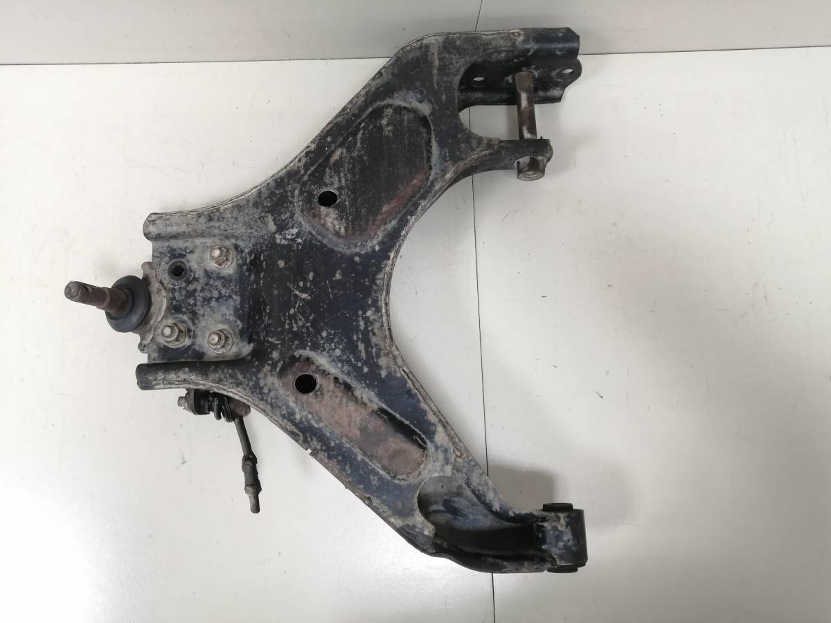 Рычаг передний нижний левый Great Wall H3 2010-2016