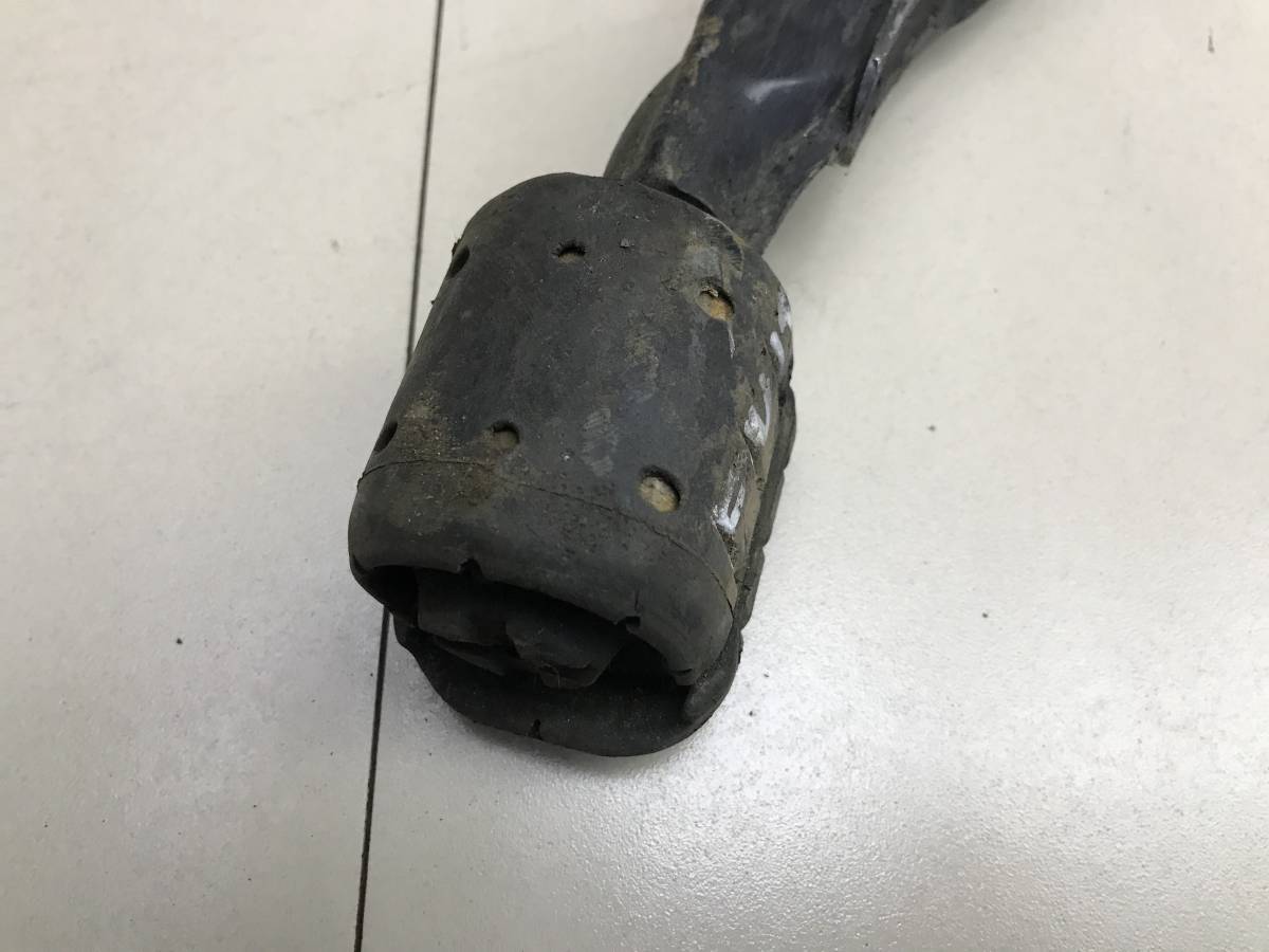 Рычаг передний правый Nissan Pulsar (N15) 1995-2000