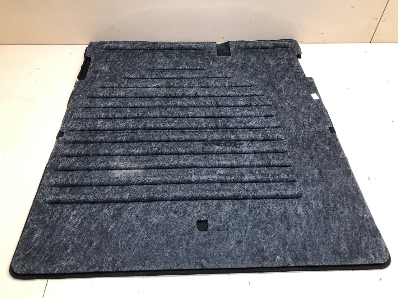 Пол багажника Lada Vesta 2015>