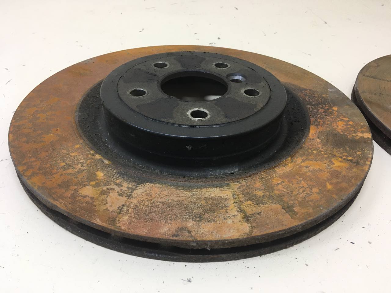 Диск тормозной задний Jaguar XE (760) 2014-2021