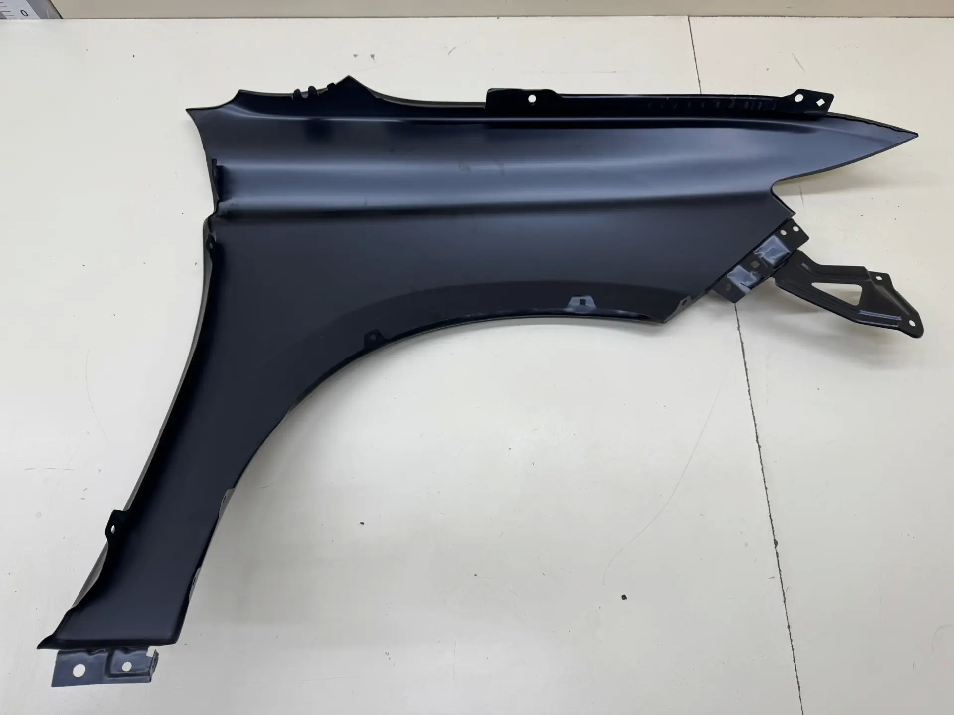 Крыло переднее левое Mitsubishi Outlander (GF) 2012>