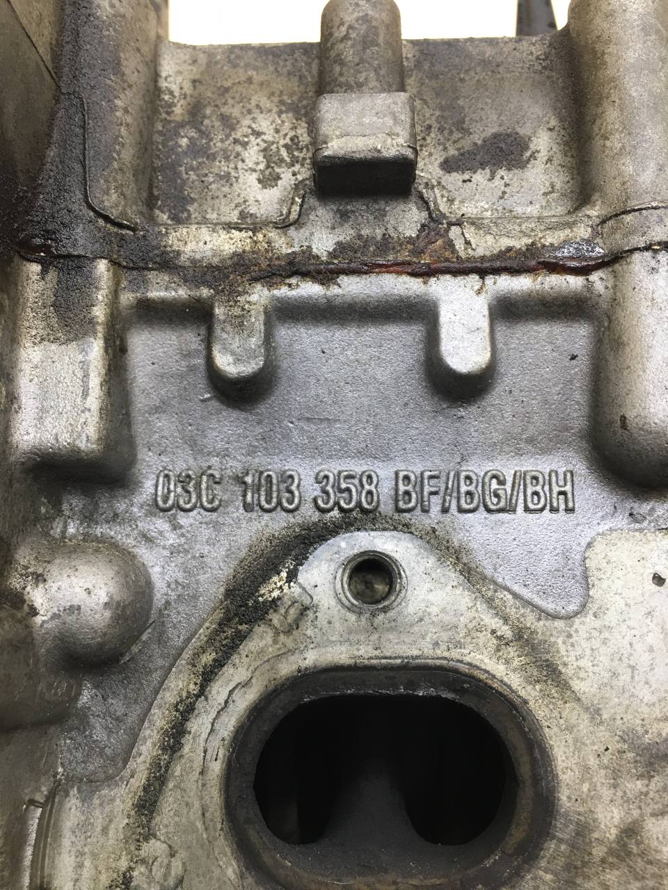 Головка блока цилиндров Volkswagen Tiguan (5N1) 2007-2011