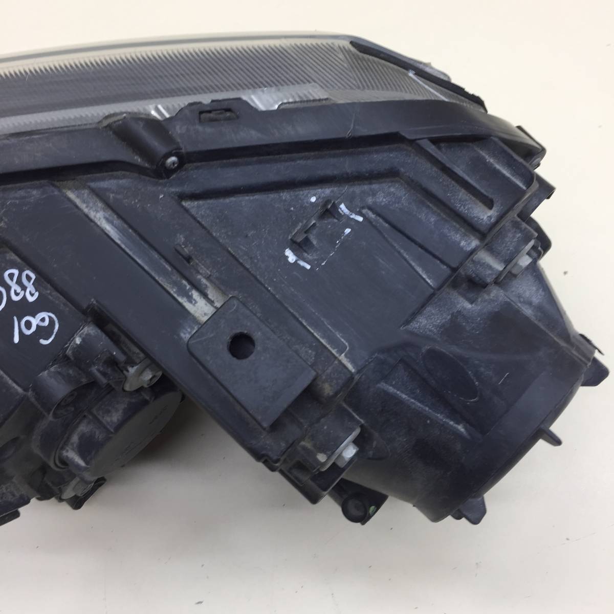 Фара правая Haval H6 2014-2020