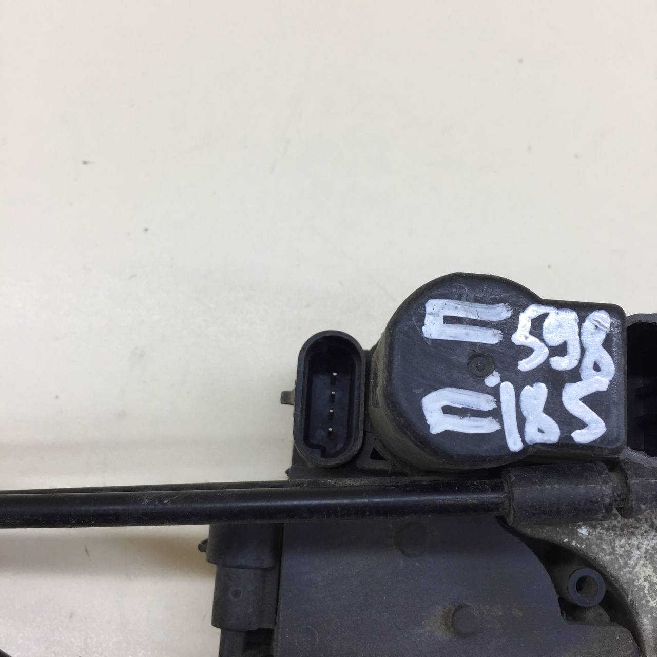 Замок двери передней правой Vortex Estina 2008-2012