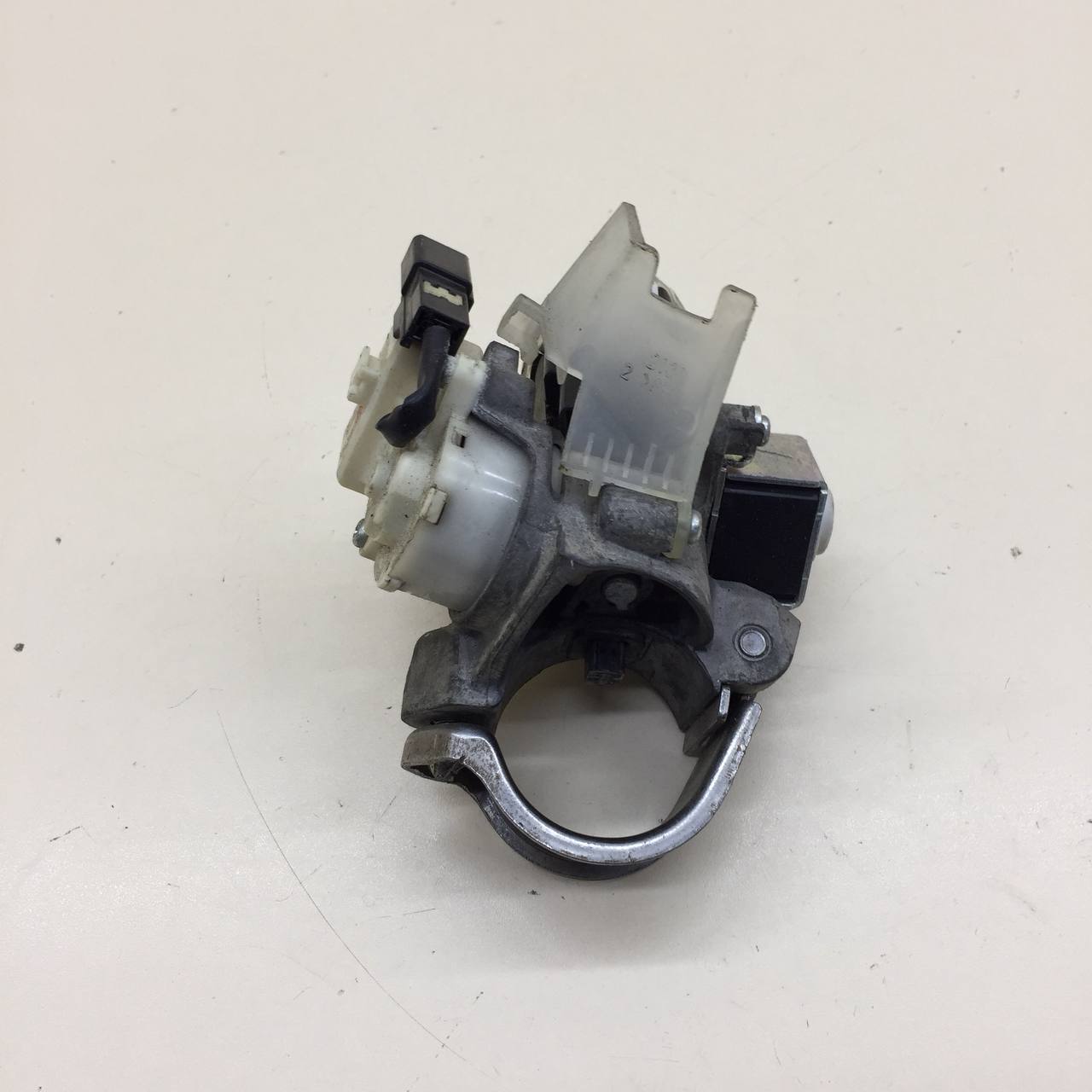 Замок зажигания Toyota Corolla E150 2006-2013