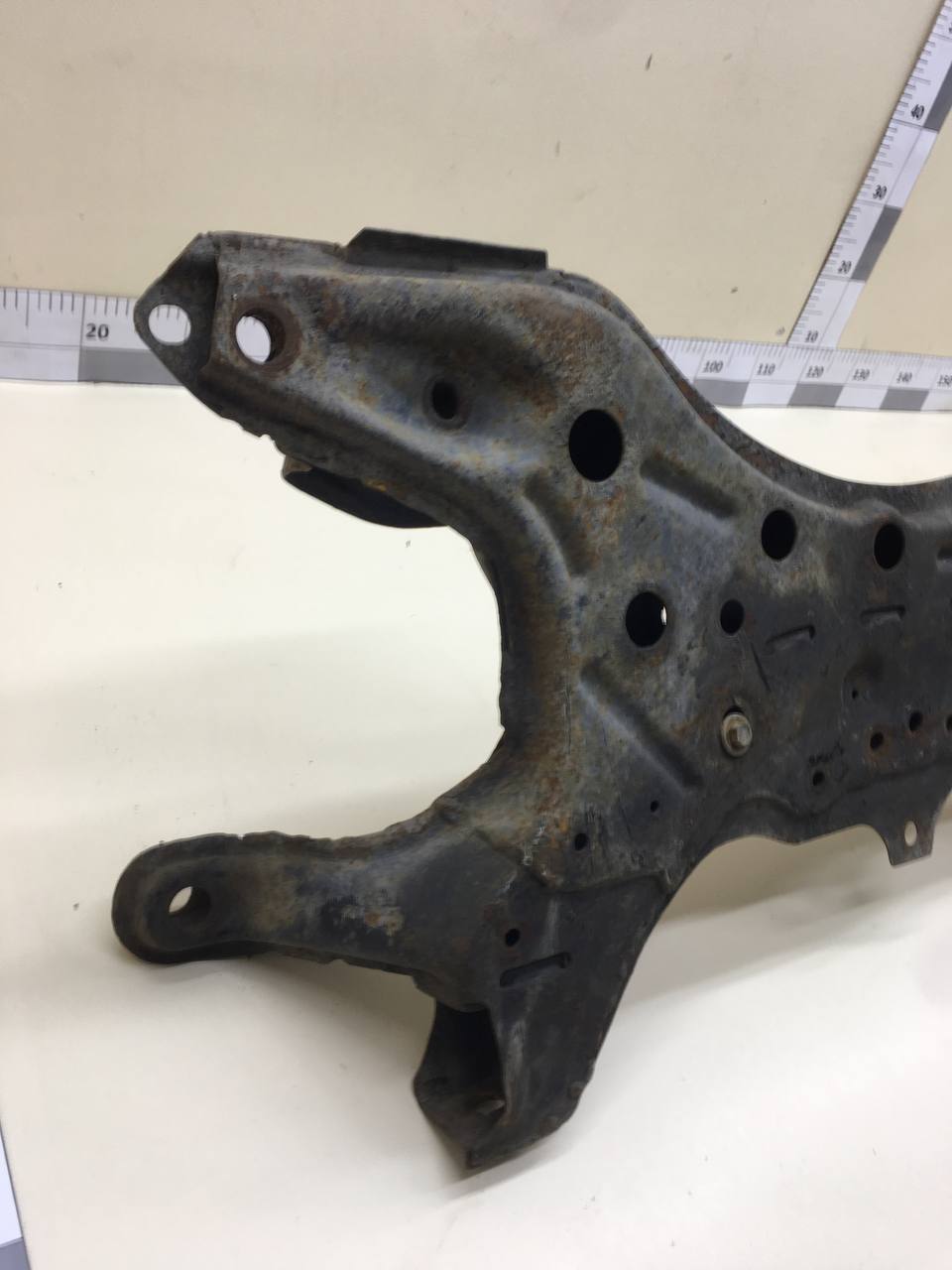 Балка подмоторная Lifan Solano 1 2008-2016