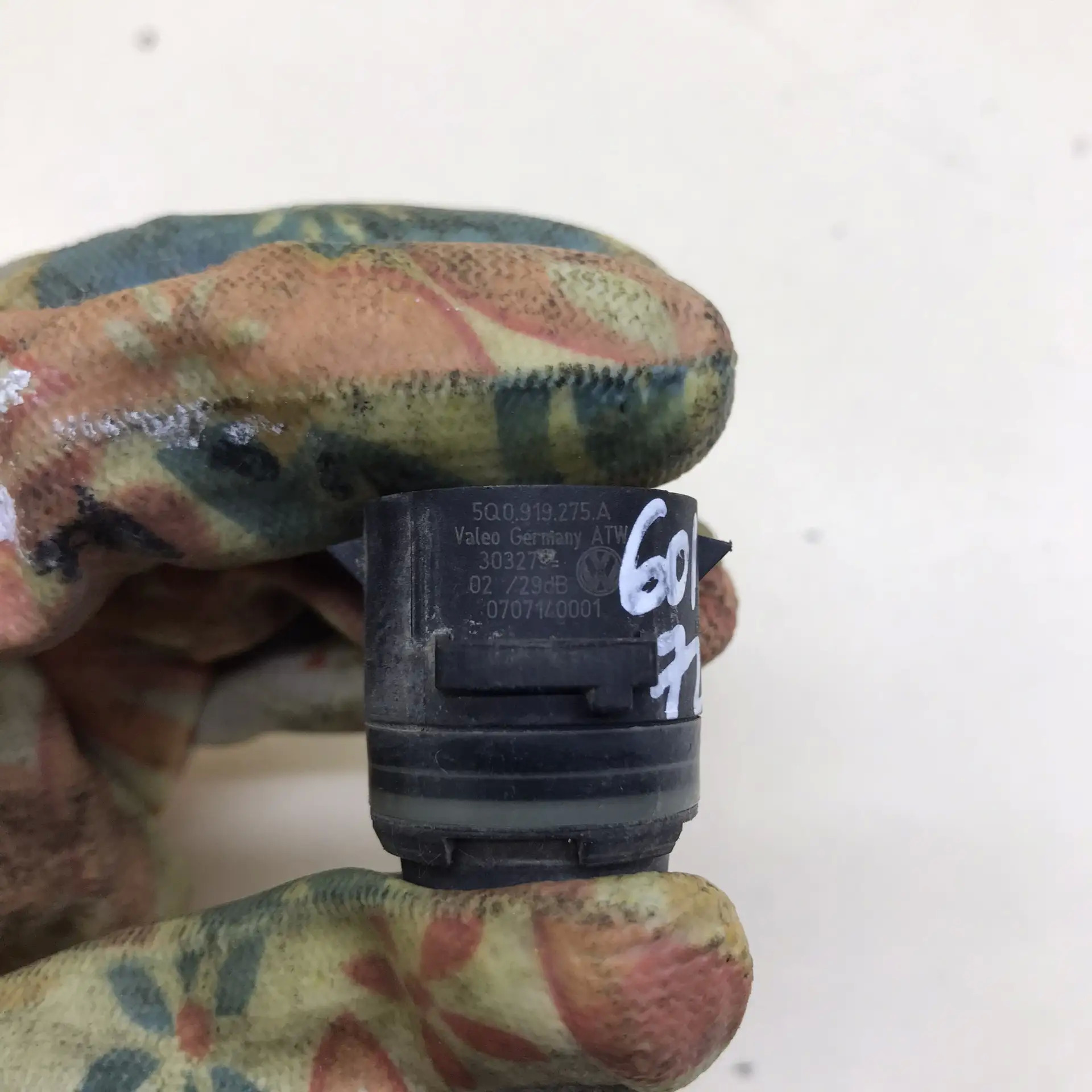 Датчик парковки Skoda Octavia (A7) 2013>