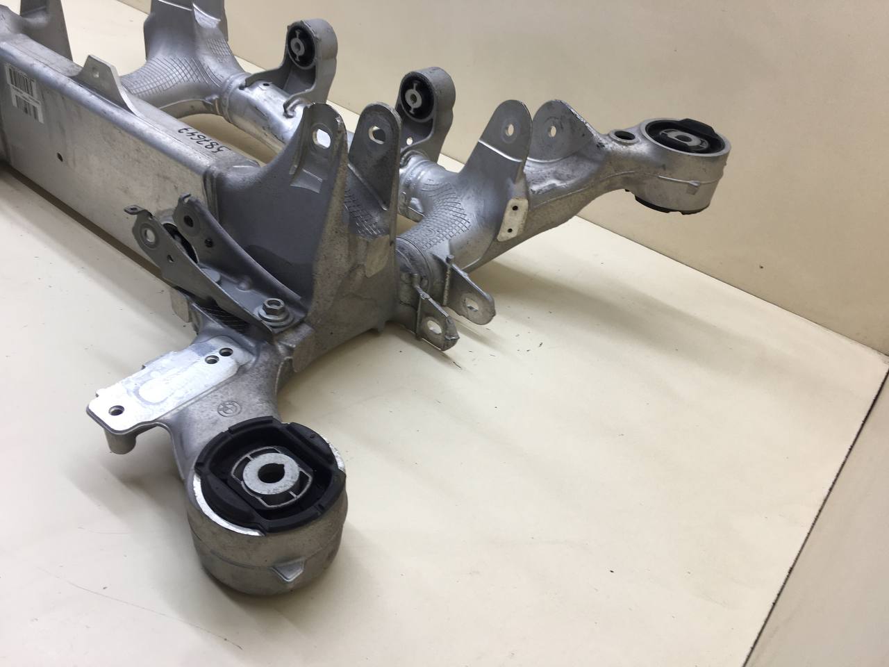 Балка задняя BMW 5-series F10/F11 2009-2016