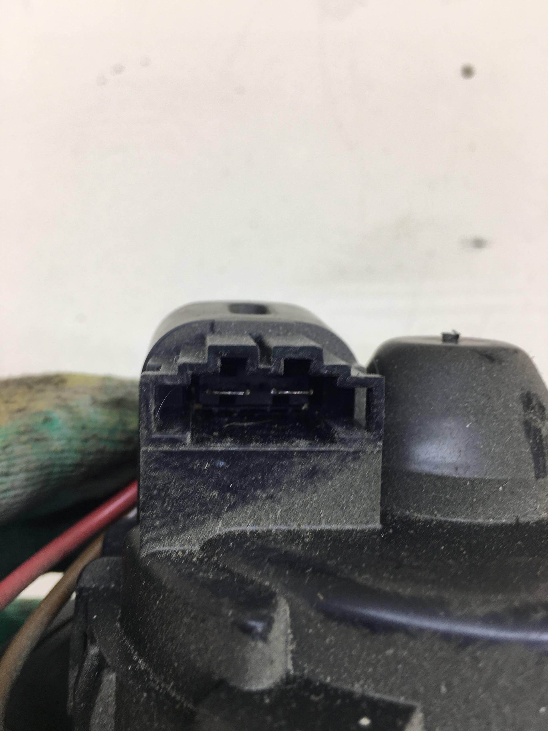 Моторчик отопителя Lada X-RAY 2016>