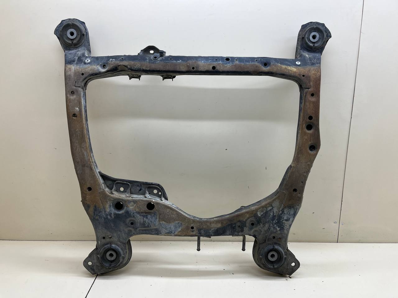 Балка подмоторная Lexus RX 300 (XU10) 1997-2003