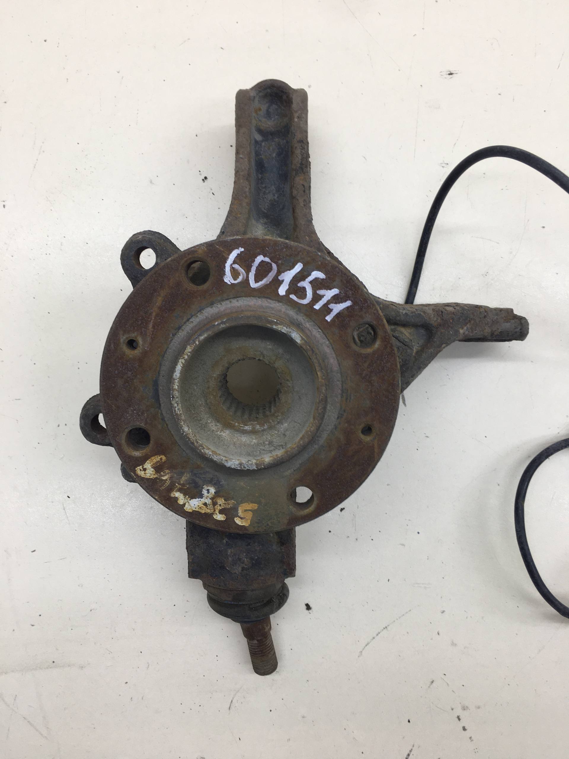 Кулак поворотный передний левый Peugeot 308 2007>