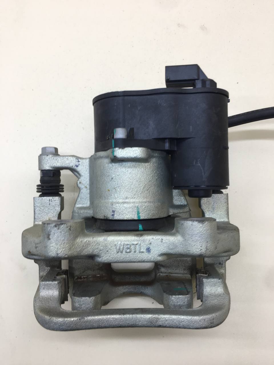 Суппорт задний правый EXEED RX 2022>