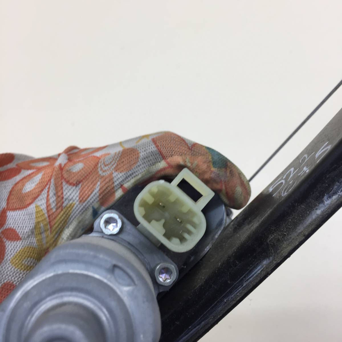 Стеклоподъемник электр. передний левый Chevrolet Aveo T300 2011>