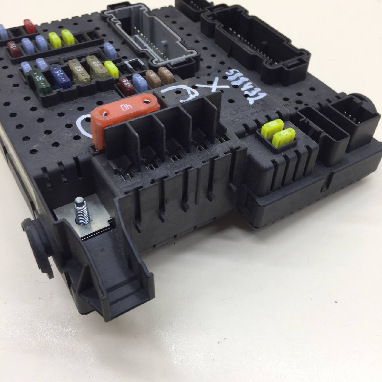 Блок предохранителей Volvo XC90 2002-2015