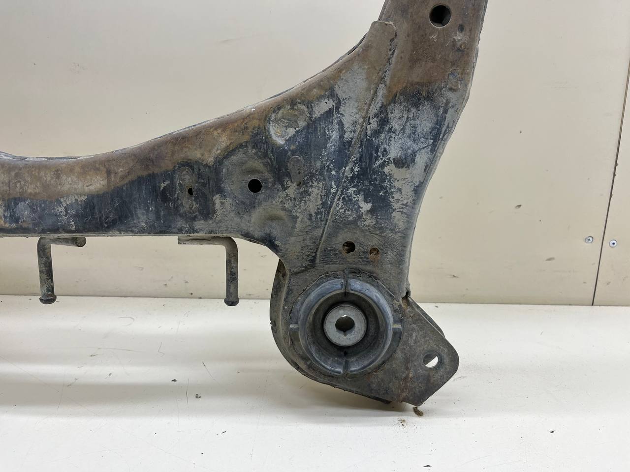 Балка подмоторная Lexus RX 300 (XU10) 1997-2003