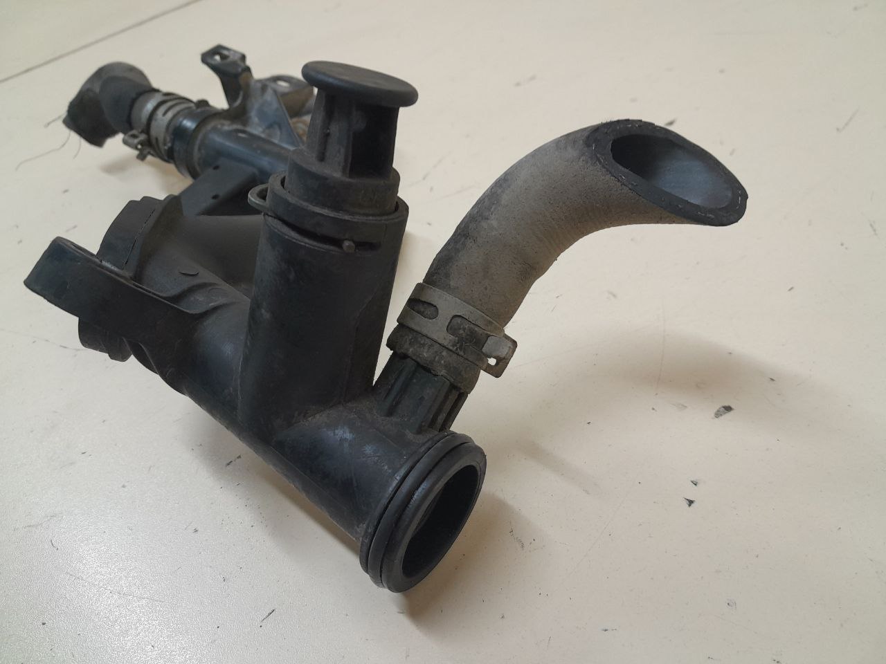 Трубка системы охлаждения Citroen Grand C4 Picasso 2006-2014