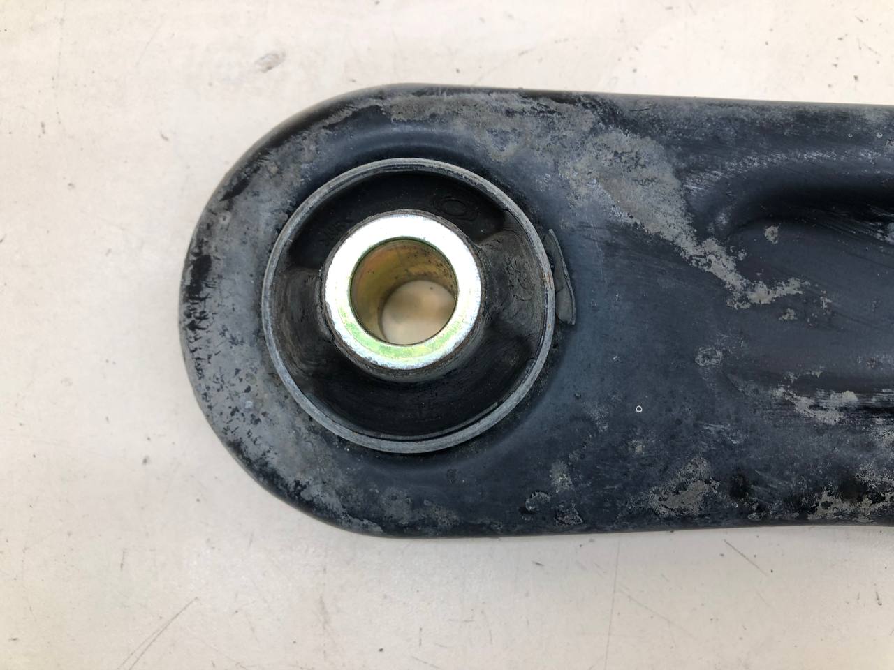 Рычаг передний правый Citroen C3 2009-2016