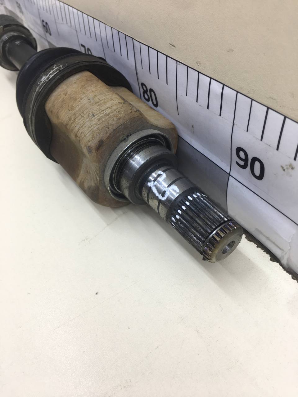 Полуось передняя правая Nissan Tiida (C11) 2007-2014