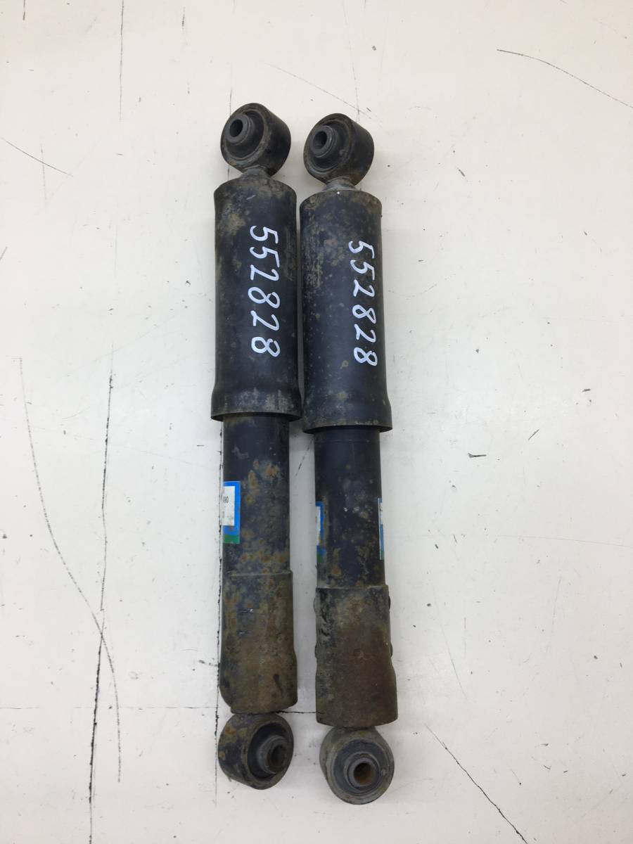 Амортизатор задний Toyota Rav 4 (XA40) 2013-2019