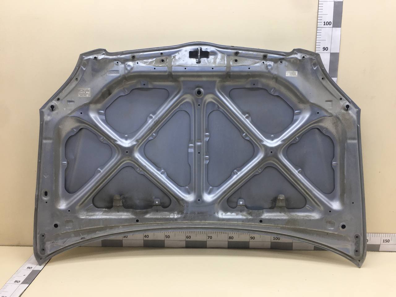 Капот Toyota Corolla E120 2001-2007