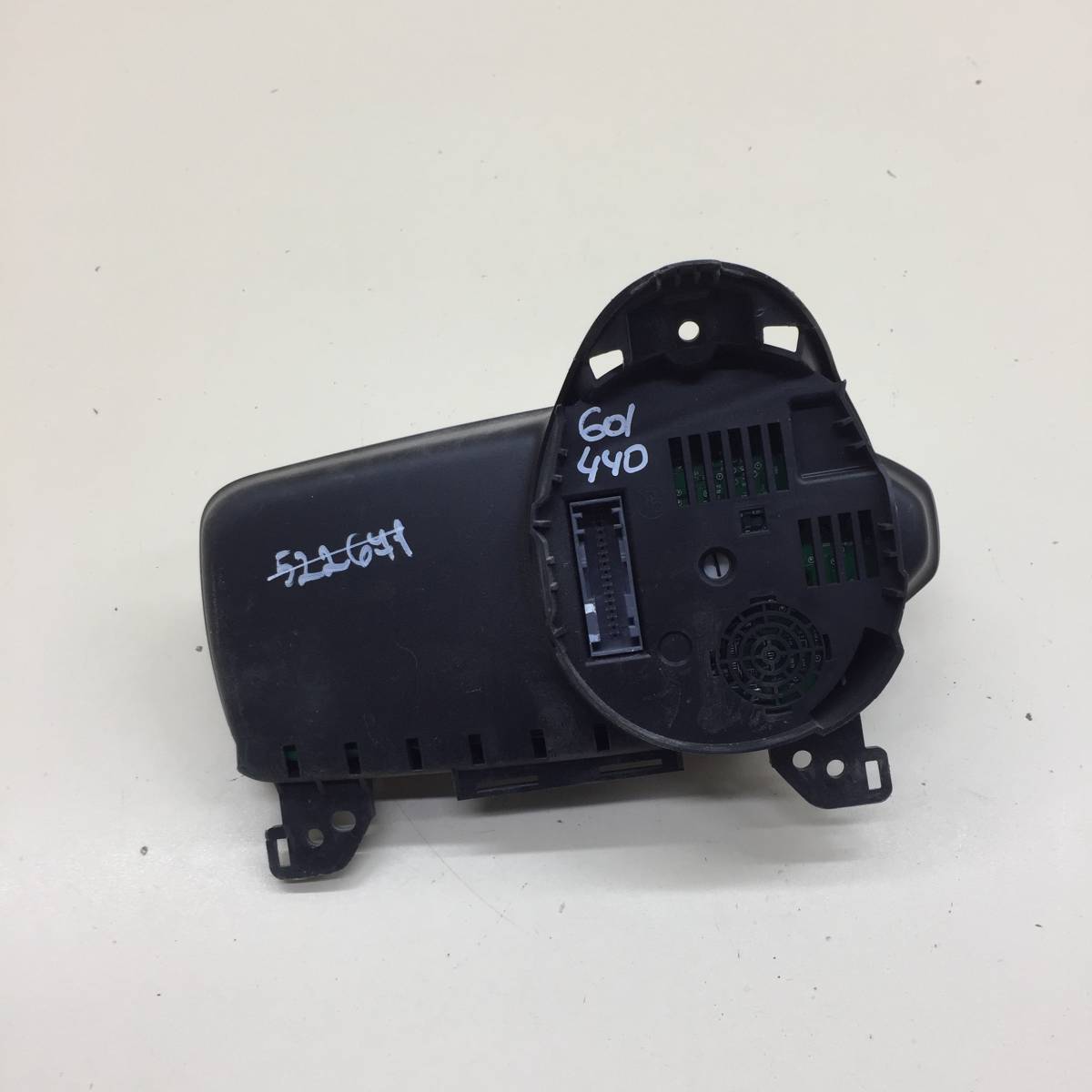 Панель приборов Chevrolet Aveo T300 2011>